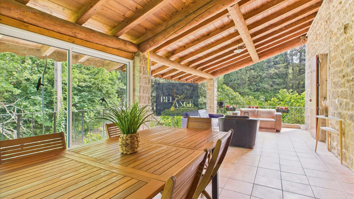 Maison à LARGENTIERE