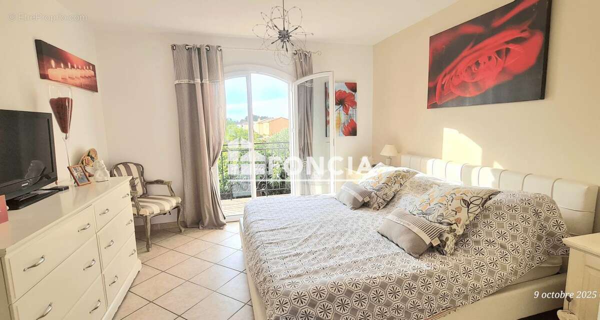 Maison à LA LONDE-LES-MAURES