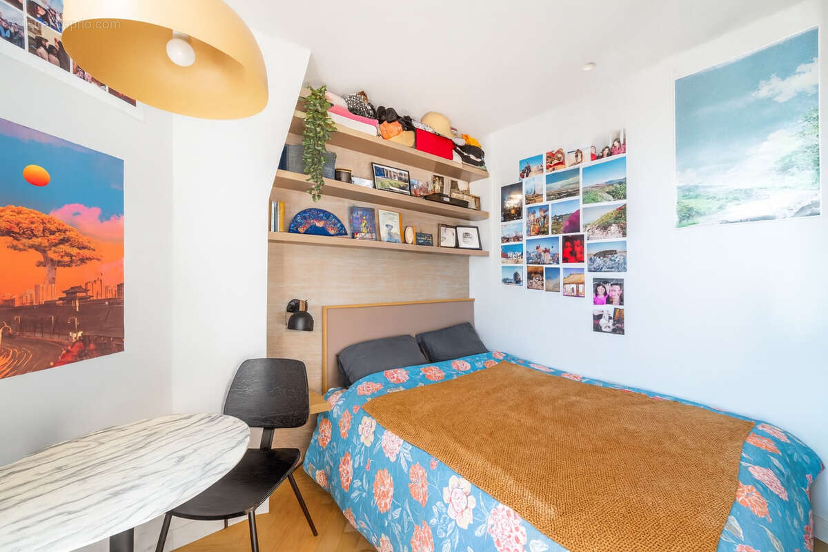 Appartement à PARIS-18E