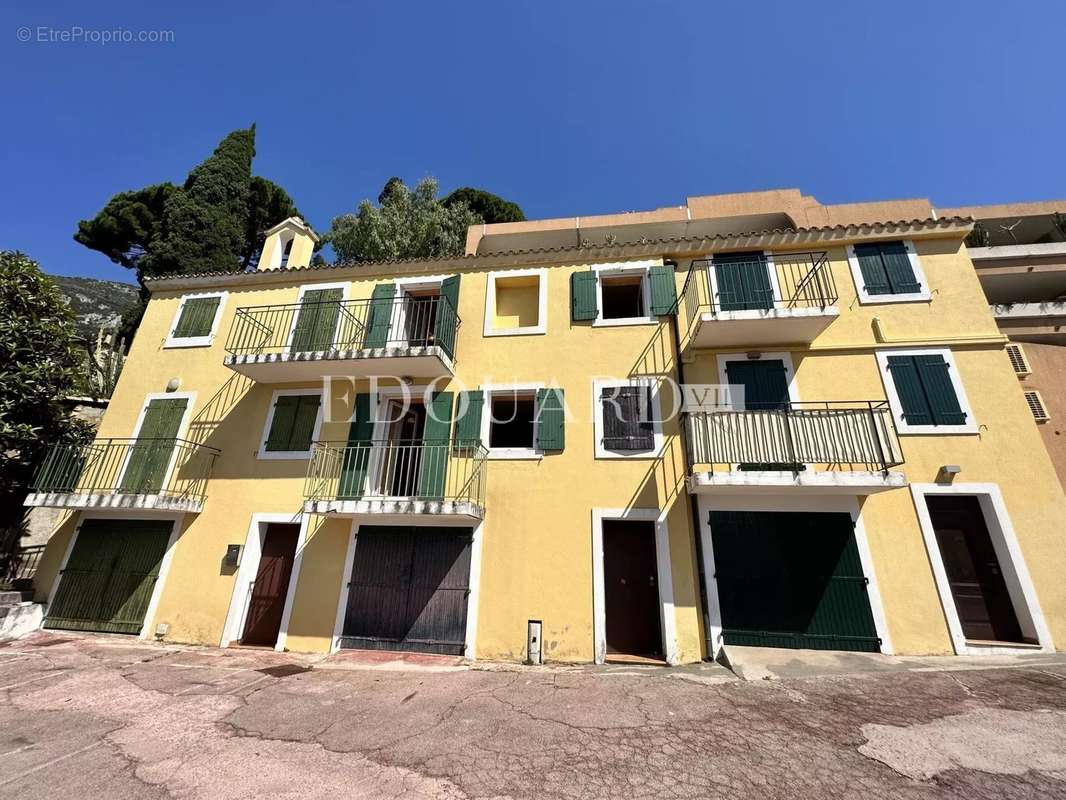 Appartement à ROQUEBRUNE-CAP-MARTIN