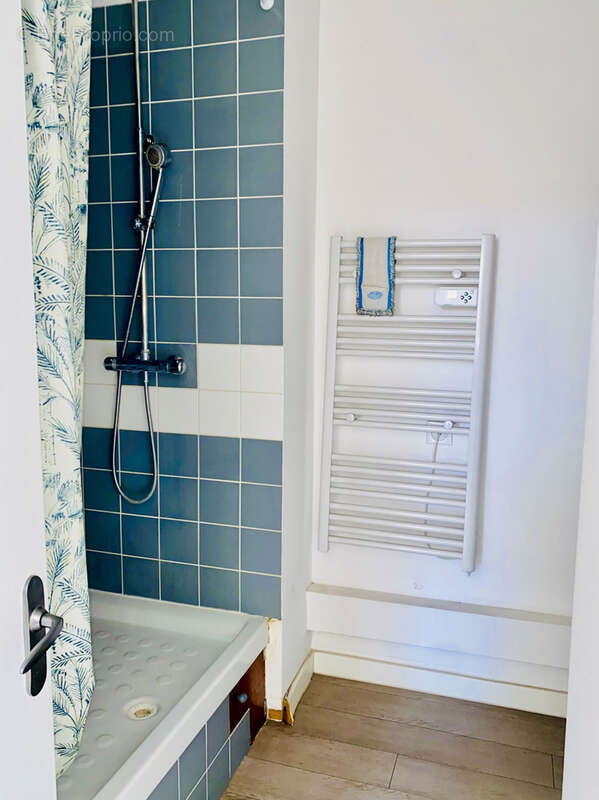 Appartement à MARSEILLE-2E