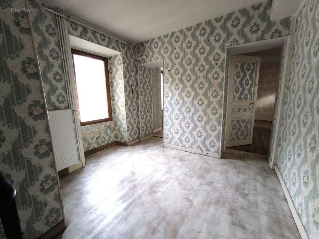 Maison à CHATEAU-THIERRY