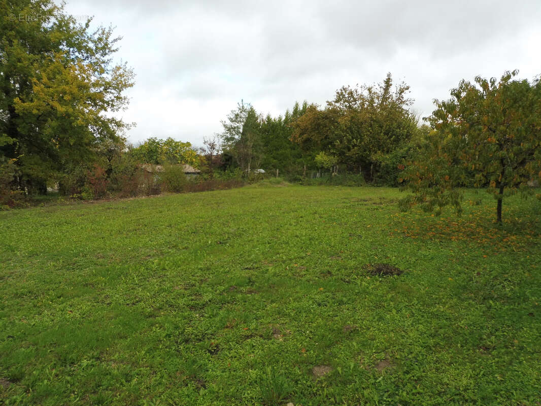 Maison à BOUTEILLES-SAINT-SEBASTIEN
