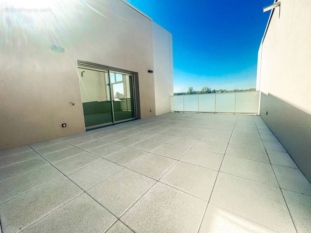 Appartement à AUZEVILLE-TOLOSANE