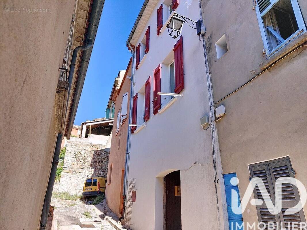 Photo 1 - Appartement à CUERS