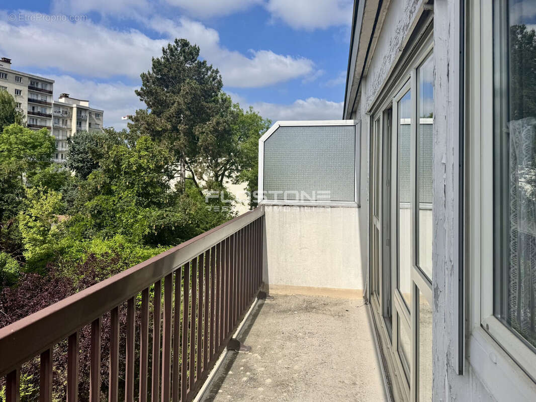 Appartement à ROSNY-SOUS-BOIS