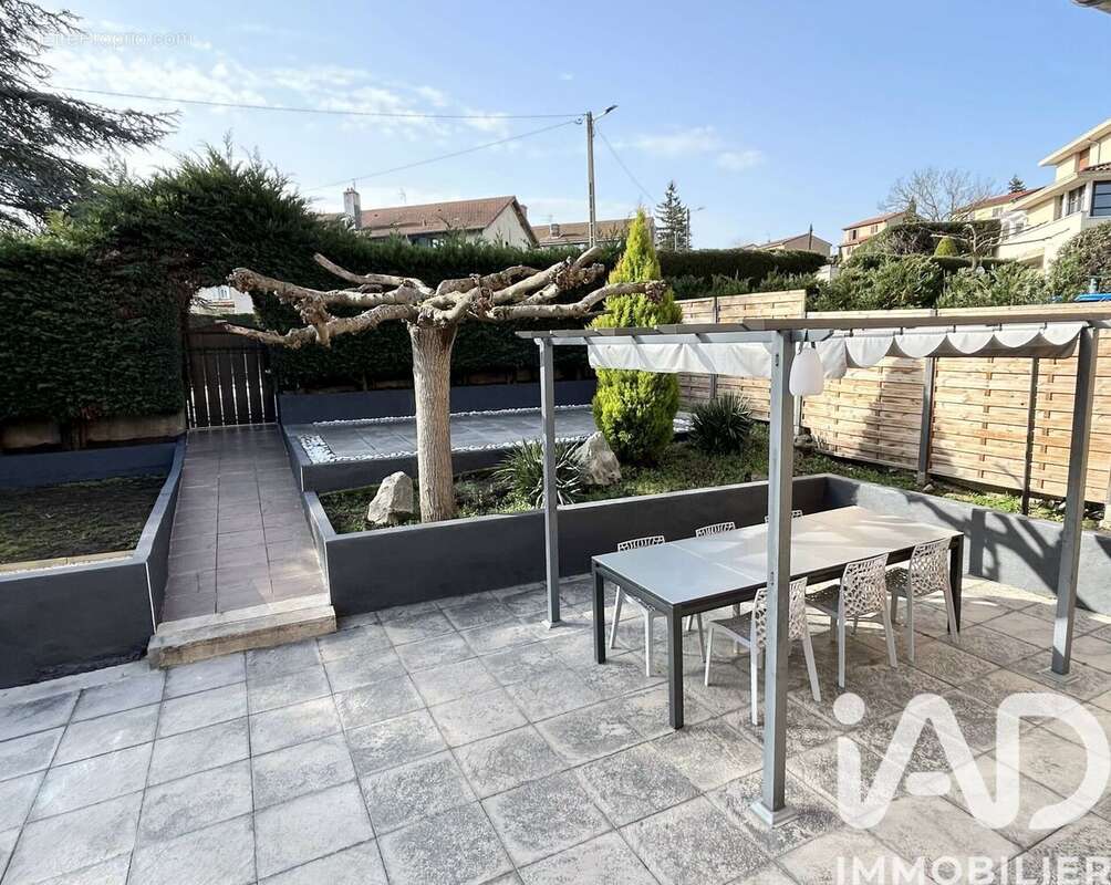 Photo 4 - Maison à ROCHE-LA-MOLIERE