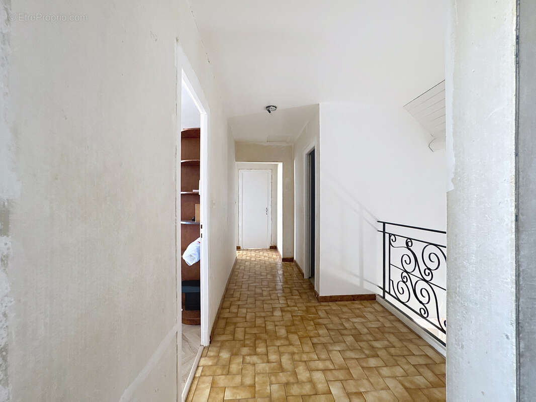 Maison à MONTMIRAIL