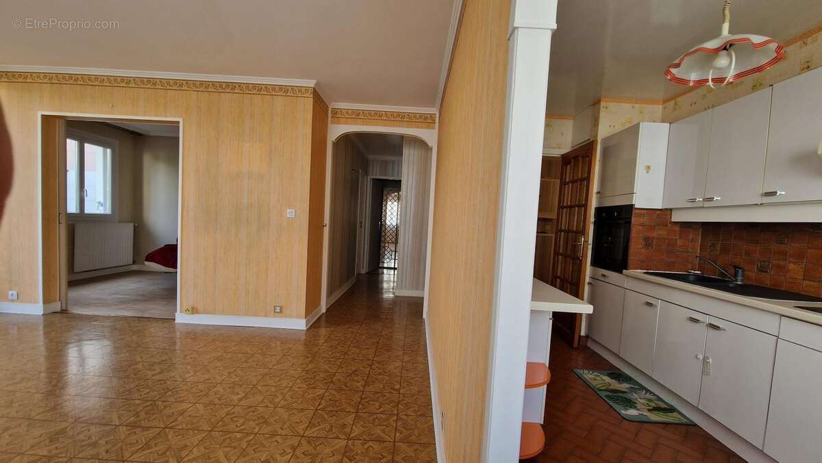 Appartement À Vendre - photo 5