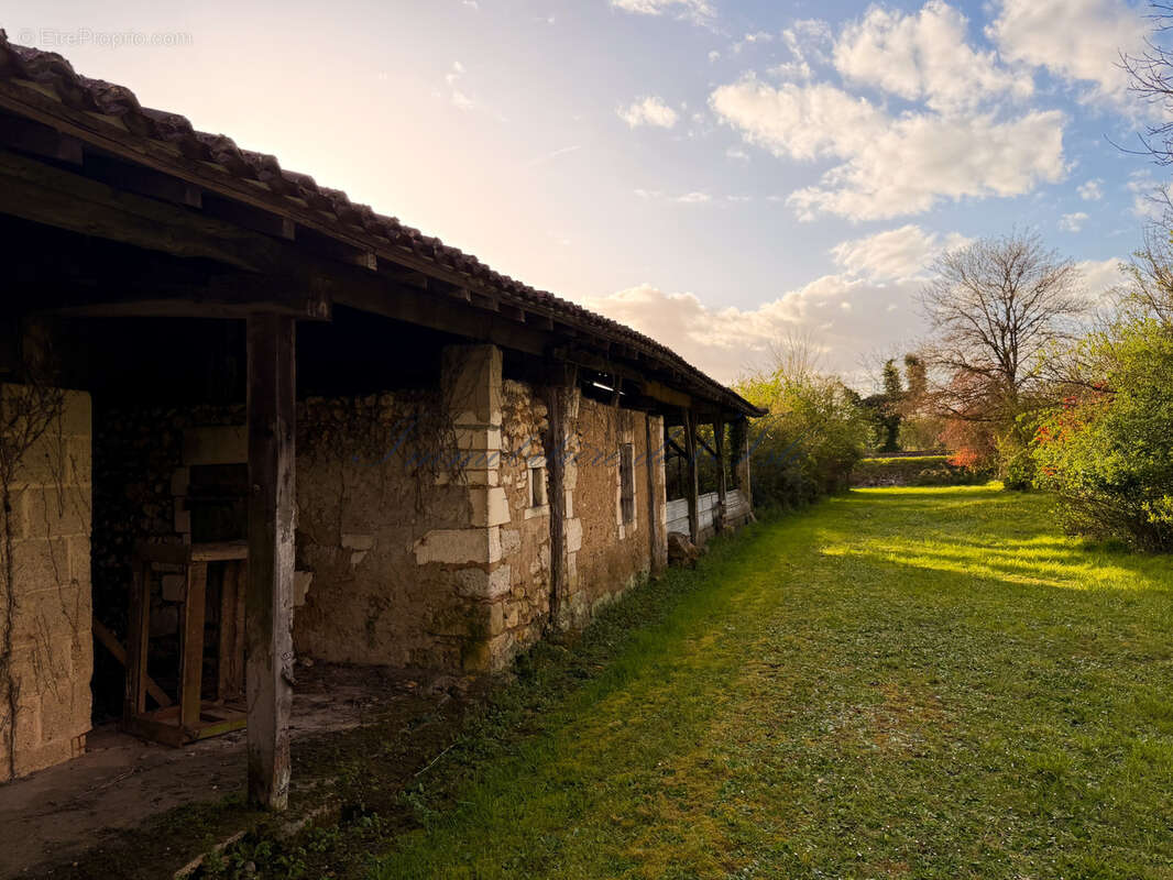 Maison à RAZAC-SUR-L'ISLE