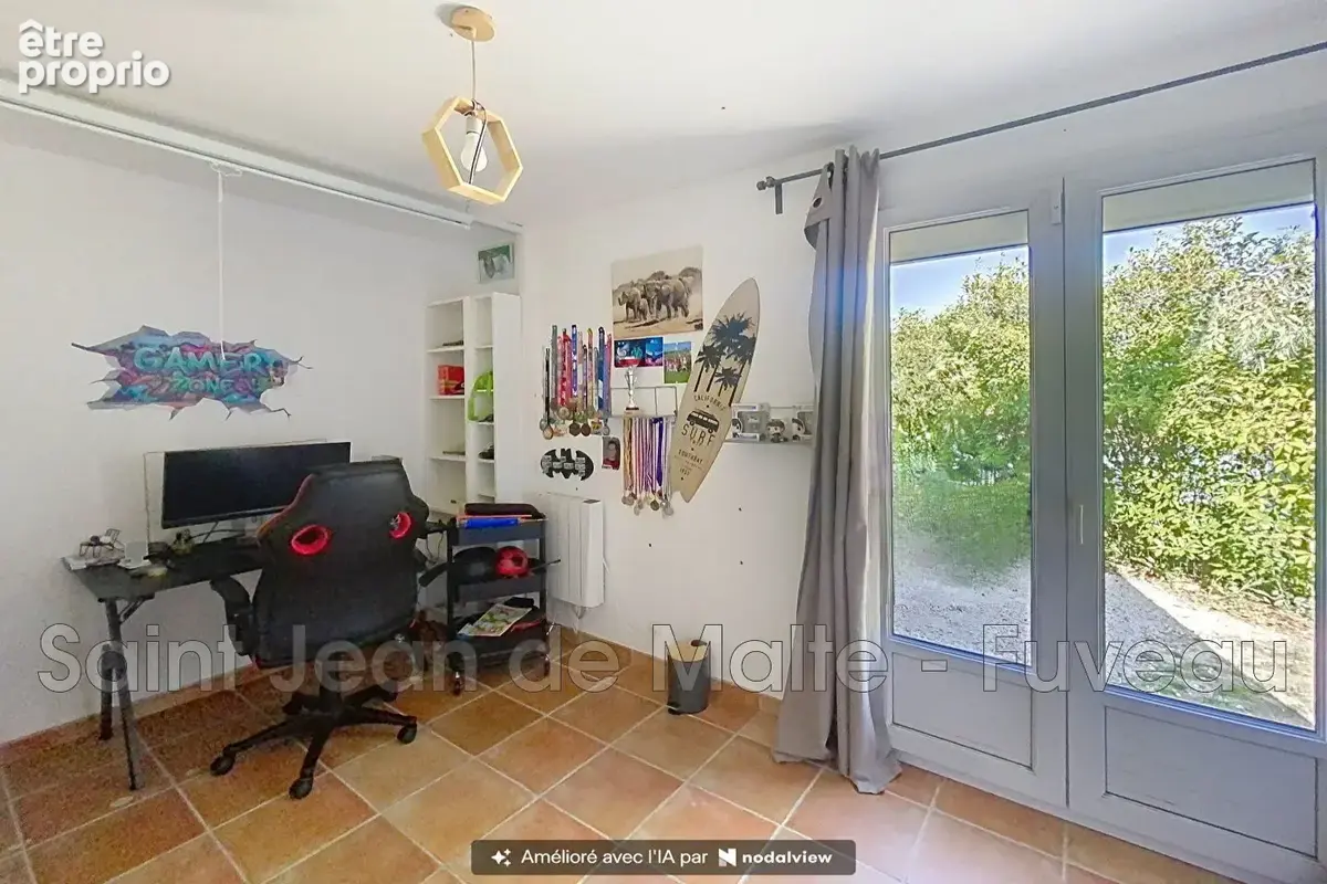 Maison 6 pièces 144 m² à vendre à Greasque (13850) - photo 9