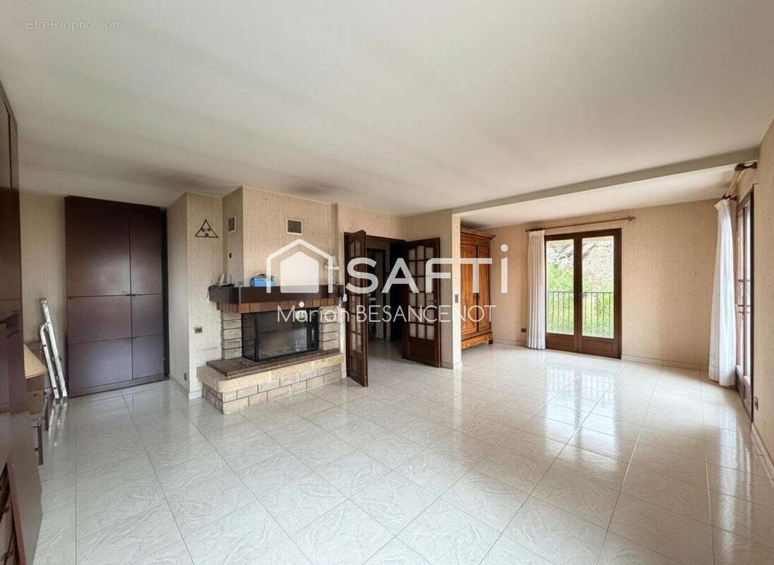 Photo 2 - Maison à ESTAGEL