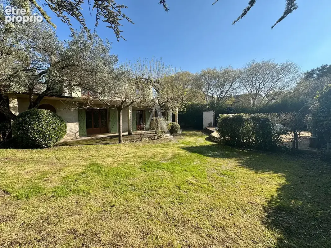 Photo Maison à Nimes au prix de 315 000€