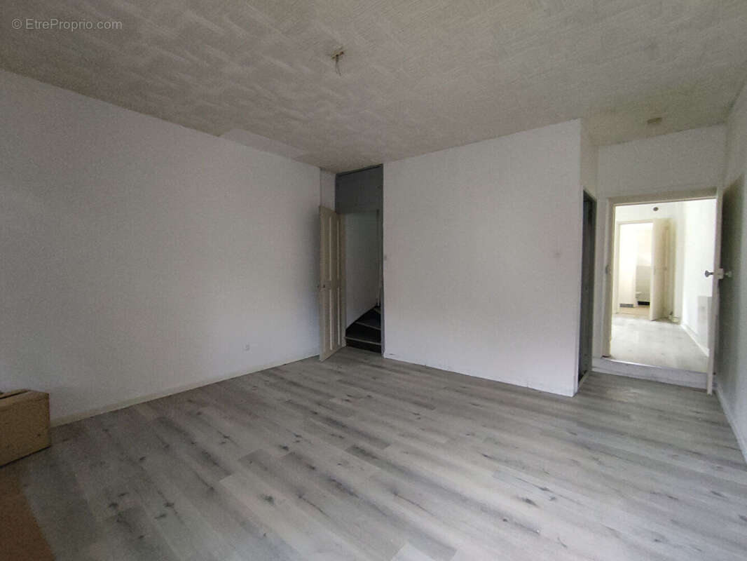 Appartement à BOHAIN-EN-VERMANDOIS