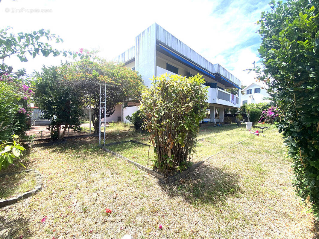 Maison à SAINT-DENIS