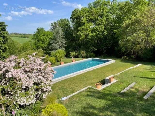 Maison à VIGOULET-AUZIL