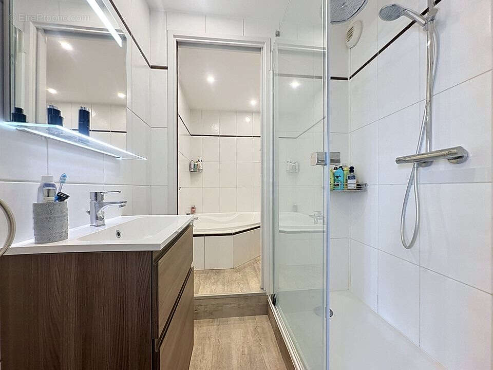 Appartement à NOGENT-SUR-MARNE