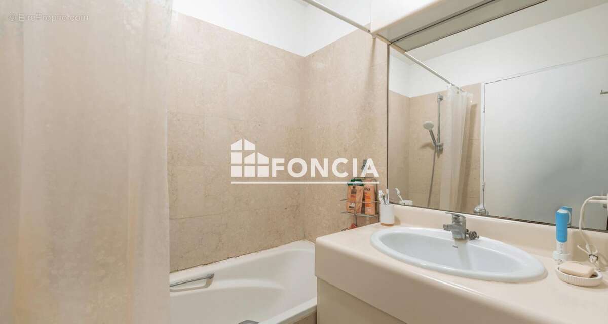 Appartement à CHATILLON