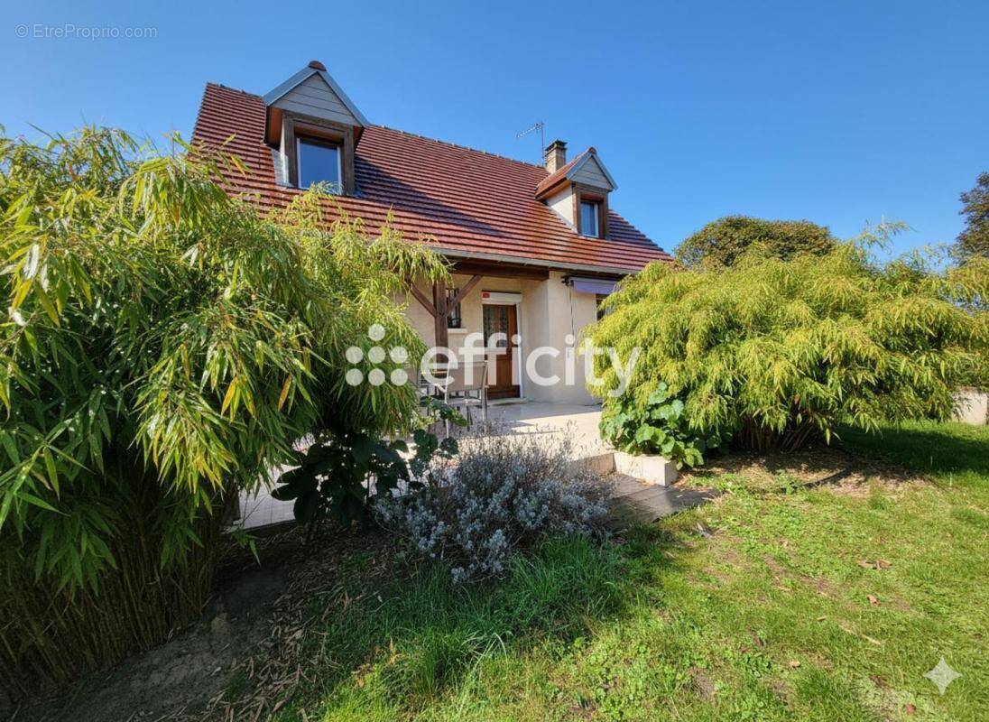 Maison à NOGENT-L&#039;ARTAUD