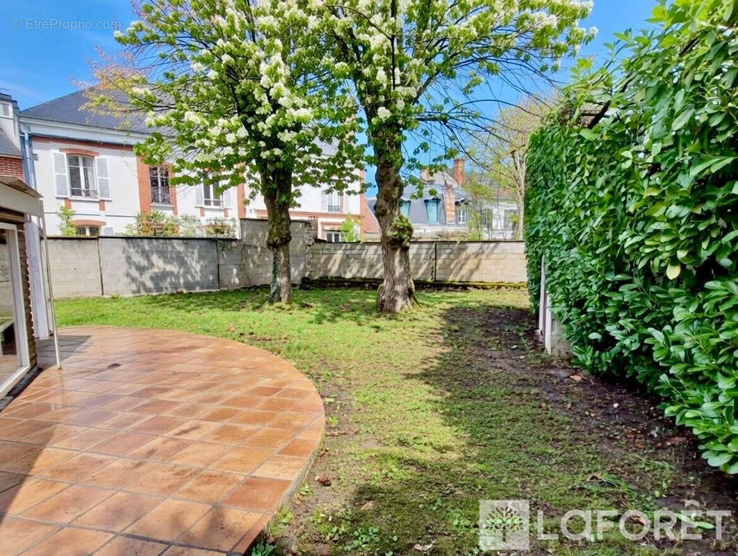 Maison à FONTAINEBLEAU