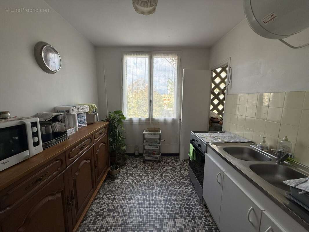 Appartement à LE PONT-DE-CLAIX