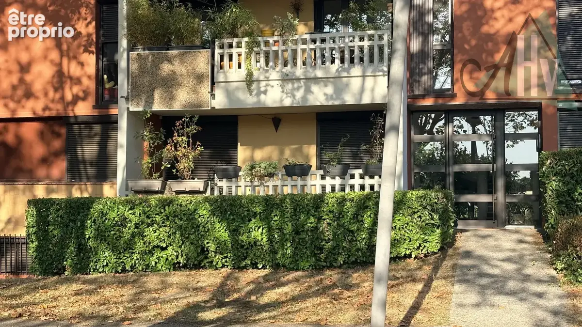 T5 spacieux en souplex avec balcon   Calme & vue sur parc - photo 2