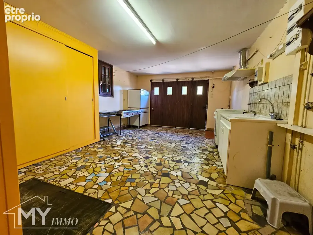 GARDONNE : Maison de plain-pied avec dépendances - photo 12