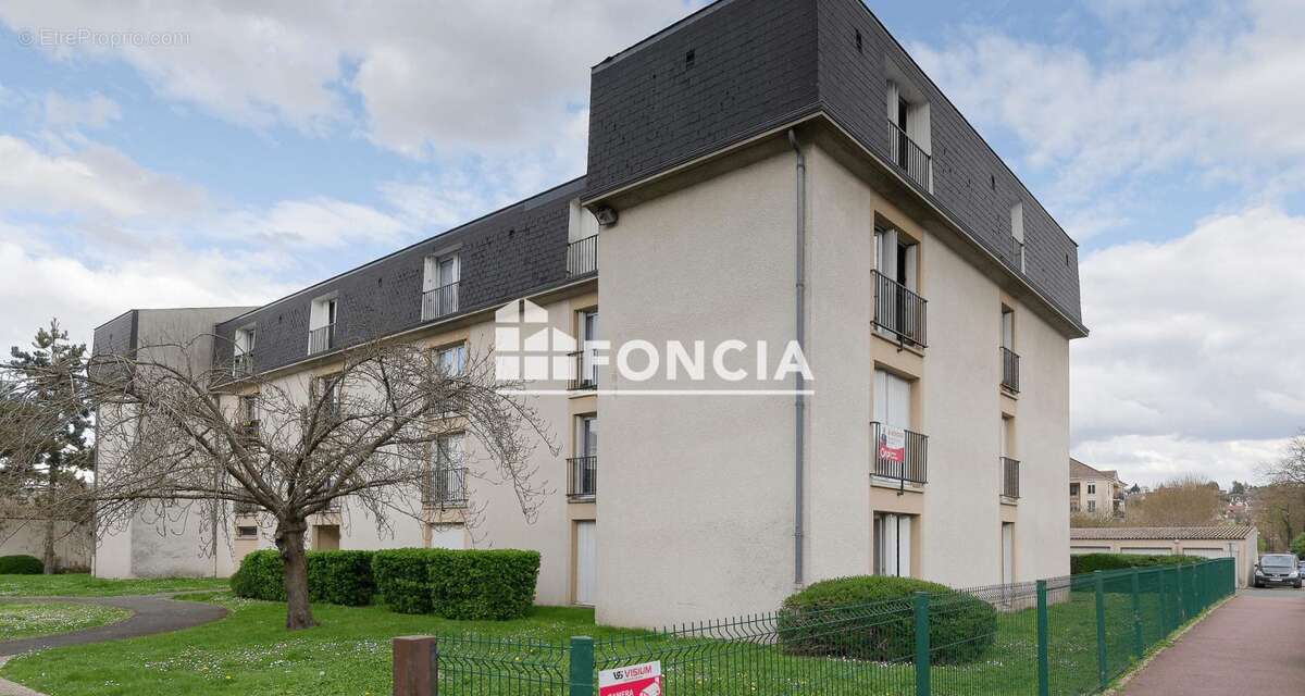 Appartement à CORBEIL-ESSONNES