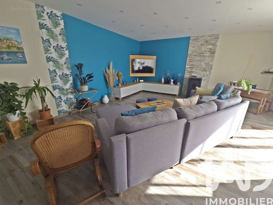 Maison 162 m² à Saint-Andre-Sur-Sevre  - photo 5