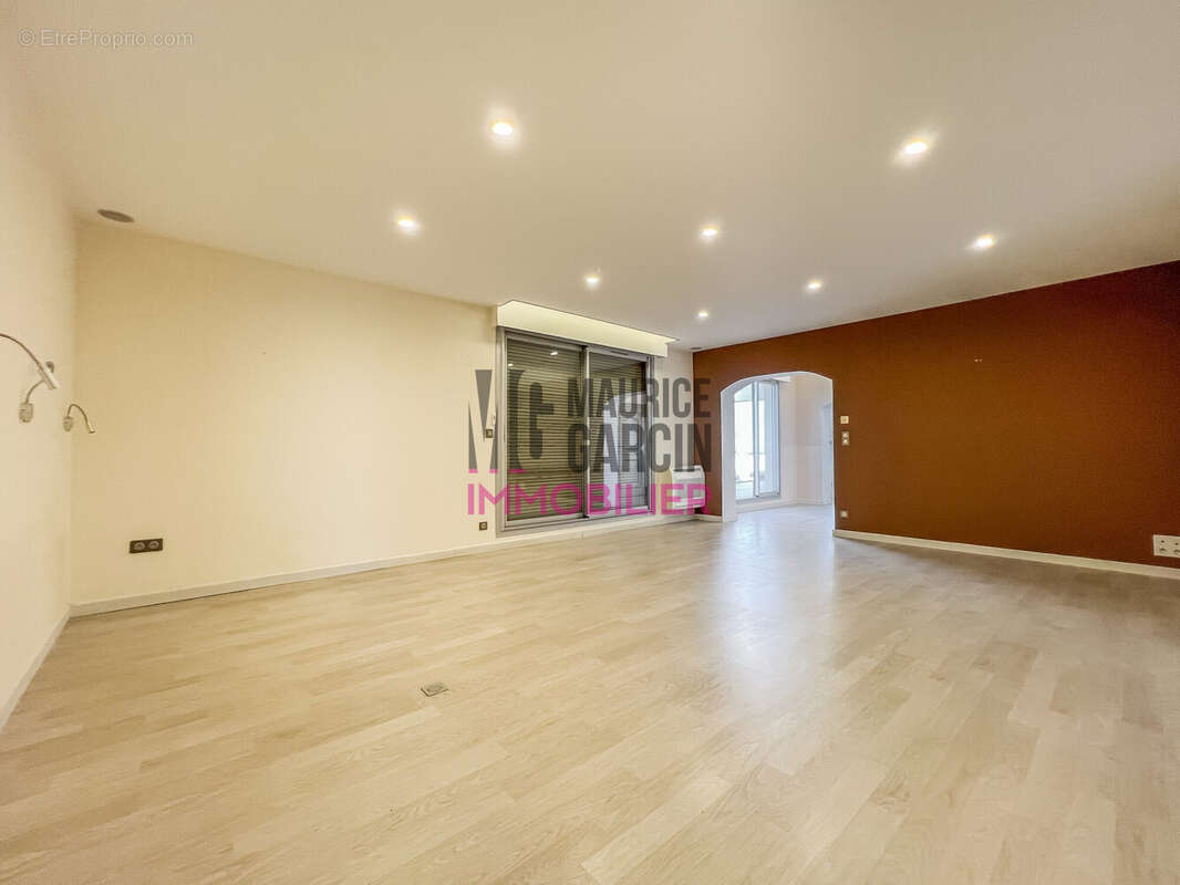 Appartement 149 m² à Carpentras  - photo 8
