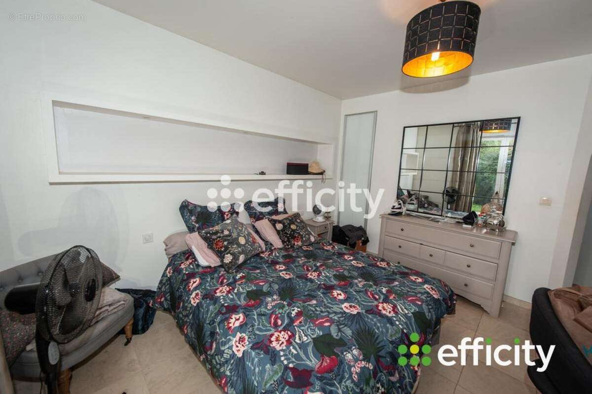 Maison à SAINT-PAUL-DE-VARCES