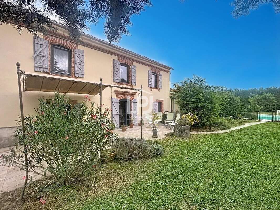 Maison à SAINTE-FOY-D&#039;AIGREFEUILLE