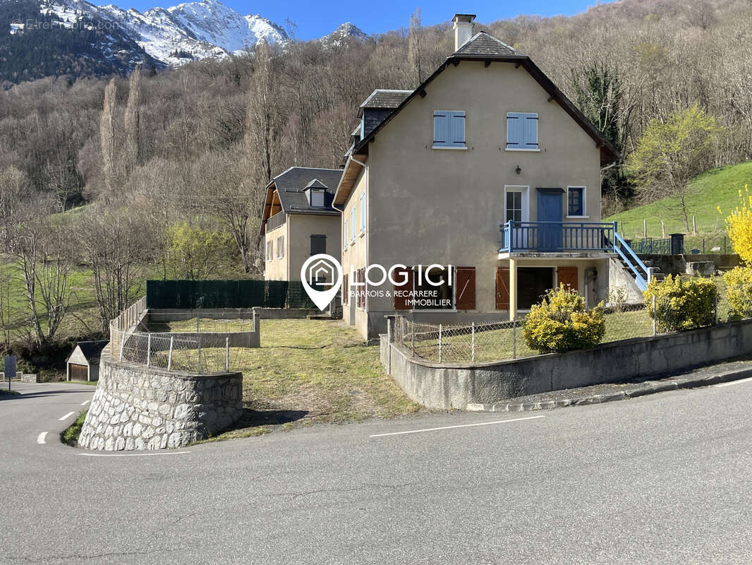 Maison à GRUST