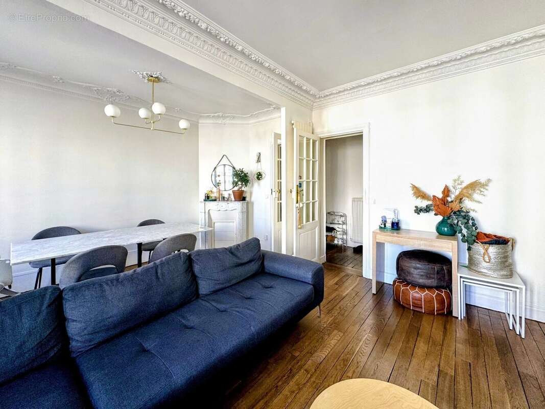 Appartement à SURESNES