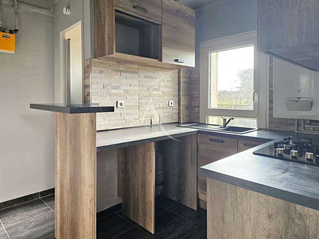 Appartement à VAIRES-SUR-MARNE
