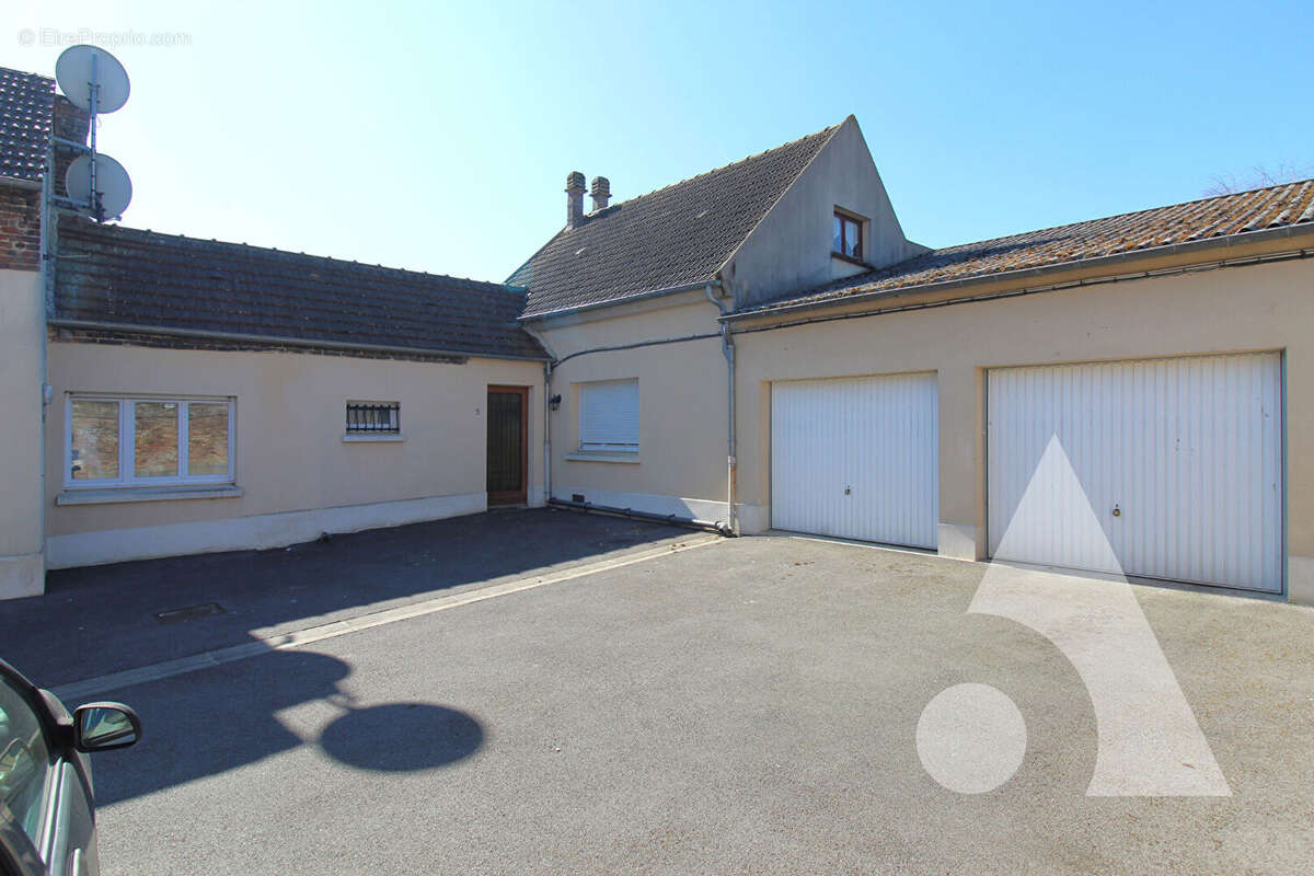 Appartement à LONGUEIL-SAINTE-MARIE