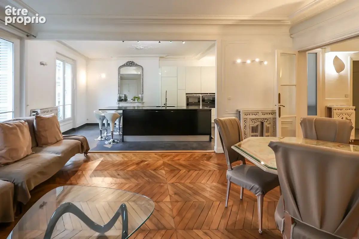 Appartement à PARIS-9E