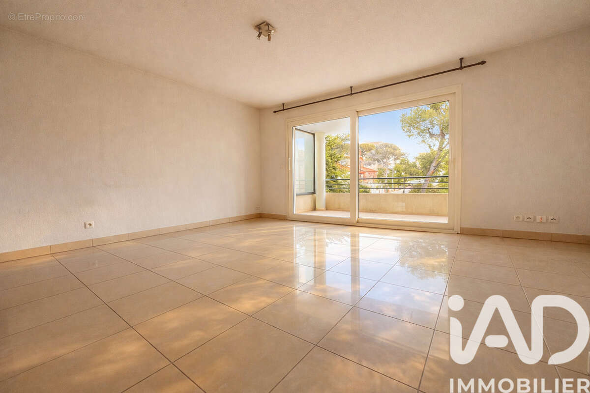 Photo 2 - Appartement à SAINT-RAPHAEL