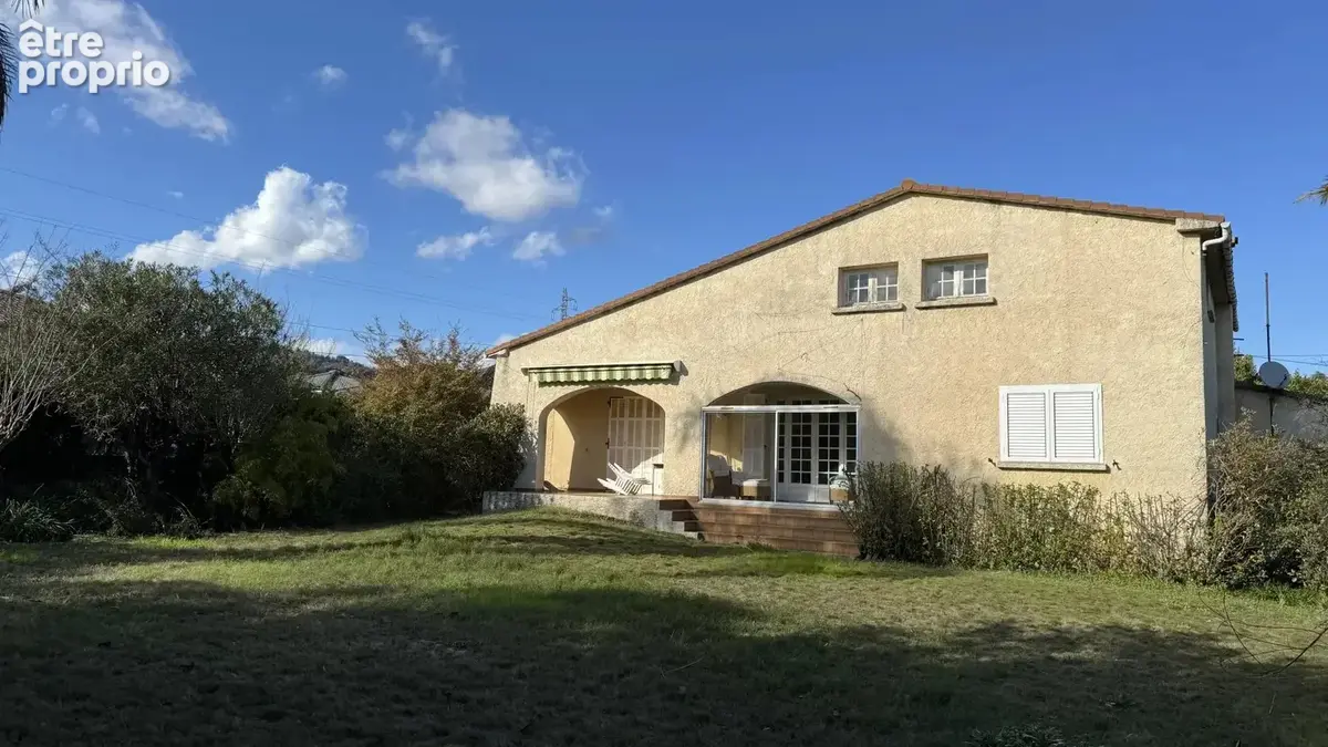 Maison à SANTA-LUCIA-DI-MORIANI