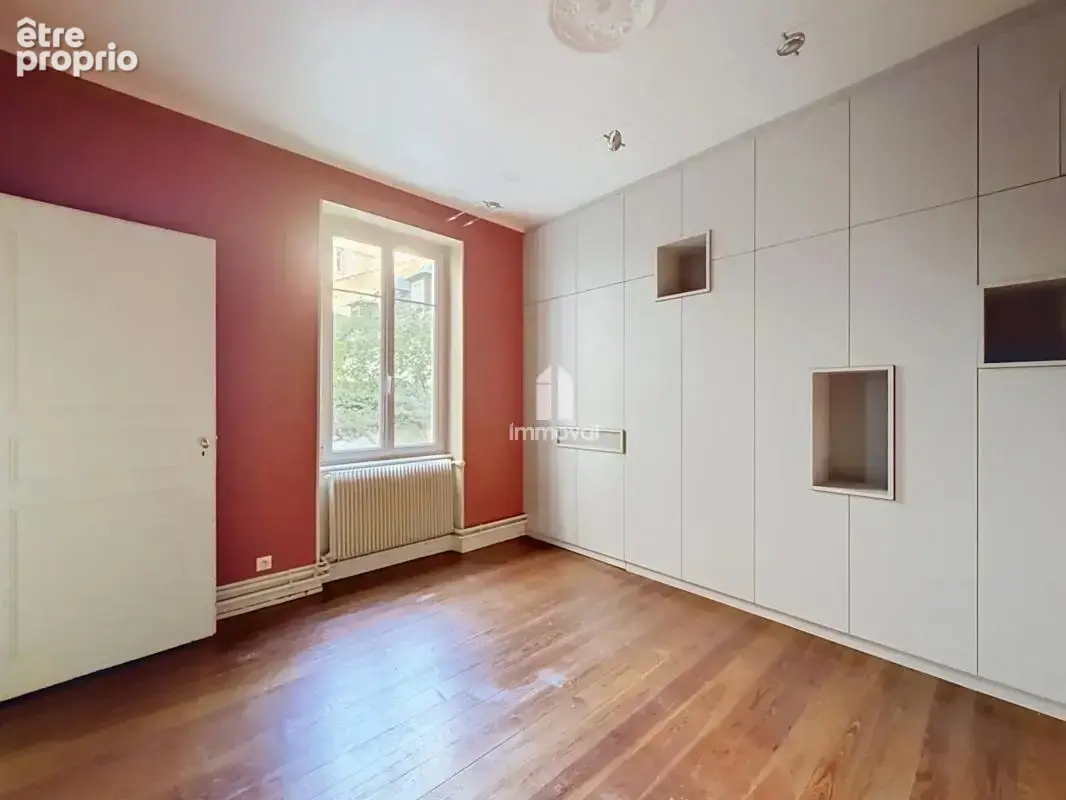 TRIBUNAL - T4/5 - 107m² - photo 6