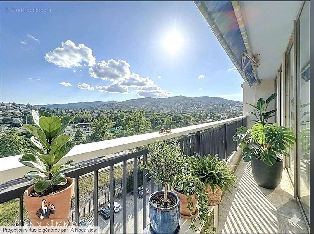 Appartement à MANDELIEU-LA-NAPOULE