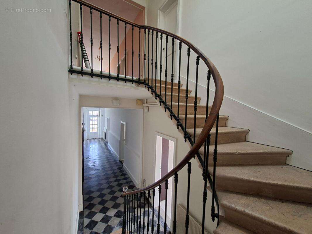 Maison à SAINT-ESTEPHE