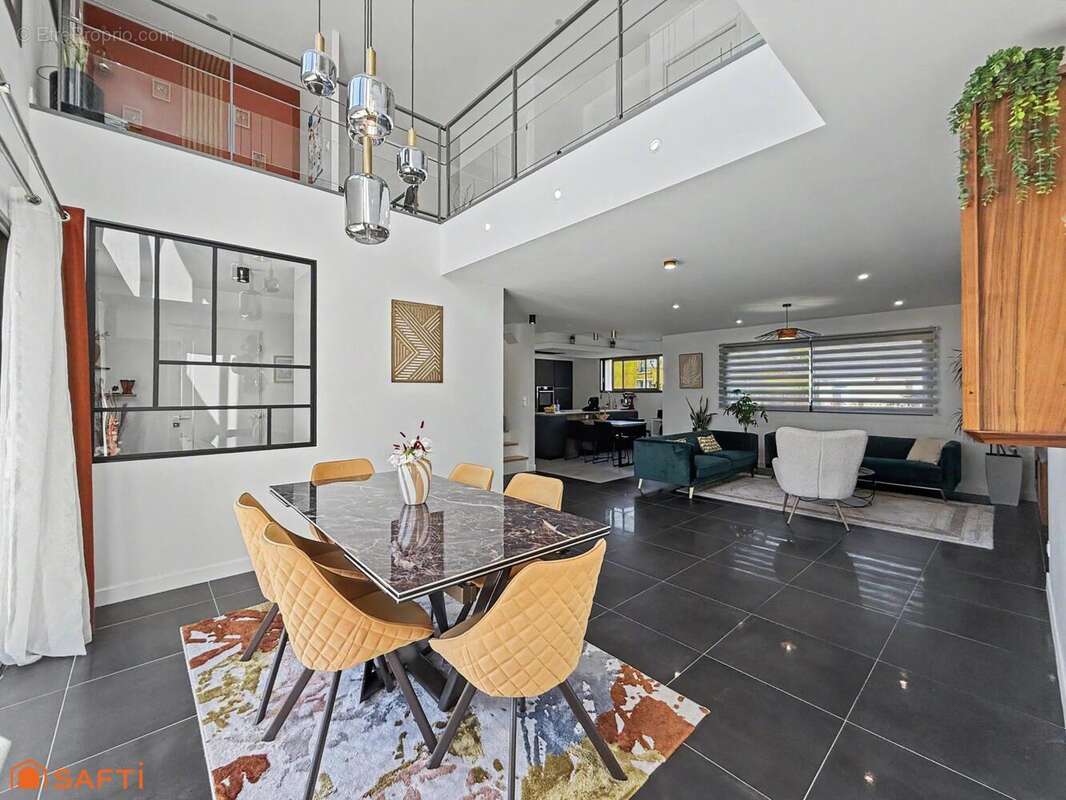 Photo 3 - Maison à NEUVILLE-SUR-SARTHE