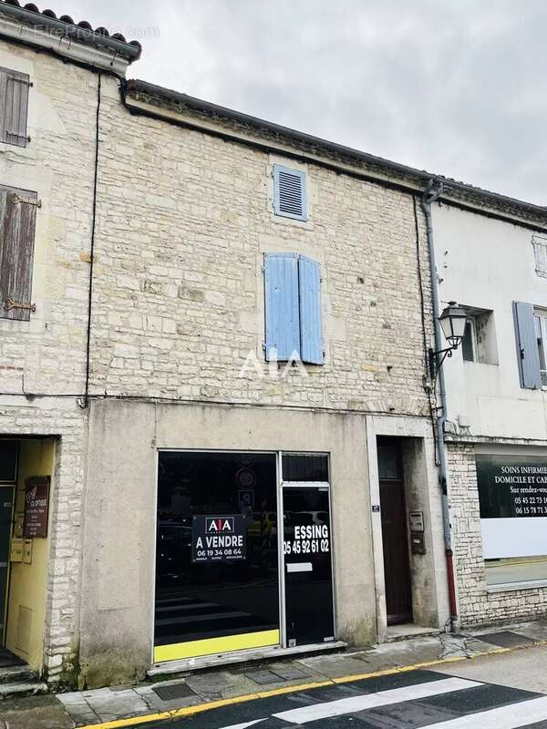 Appartement à MAINE-DE-BOIXE