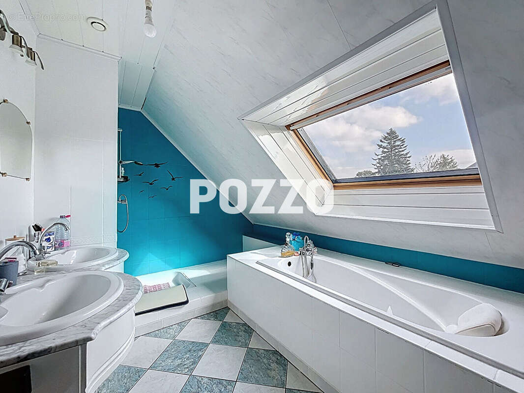 Maison à SAINT-JEAN-DES-BAISANTS