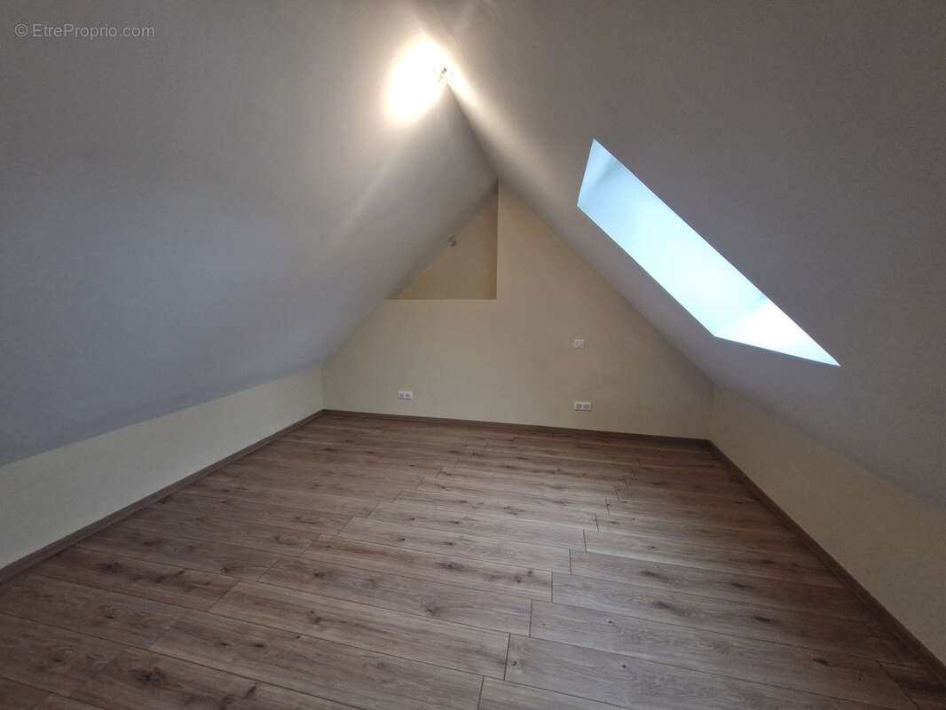 Maison à OUZOUER-LE-DOYEN