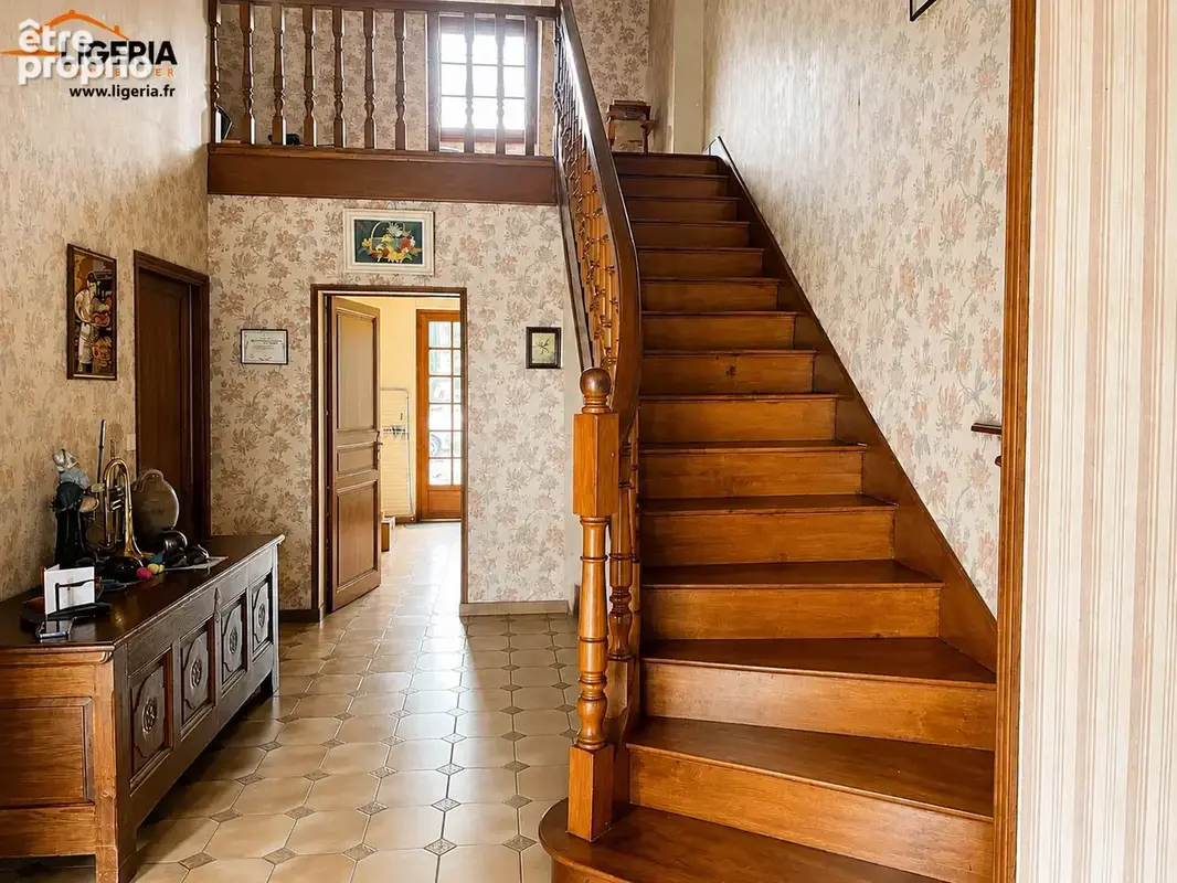 Maison idéalement située à deux pas du bourg dynamique de Brain-sur-Allonnes - photo 5