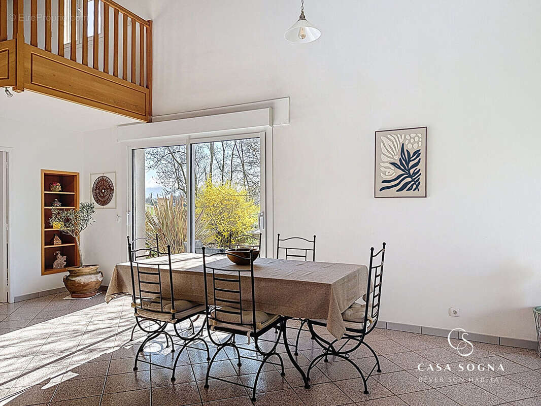 Maison à CHATEAU-GAILLARD