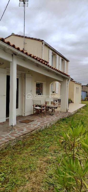Charmante maison avec sa terrasse ensoleillée ! - photo 1