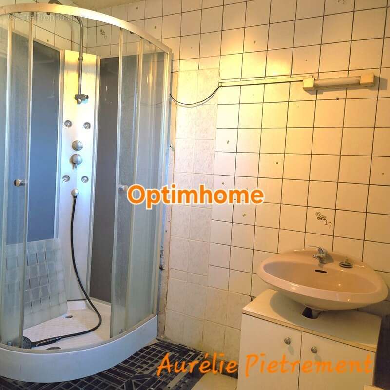 Maison à FRANCHEVAL